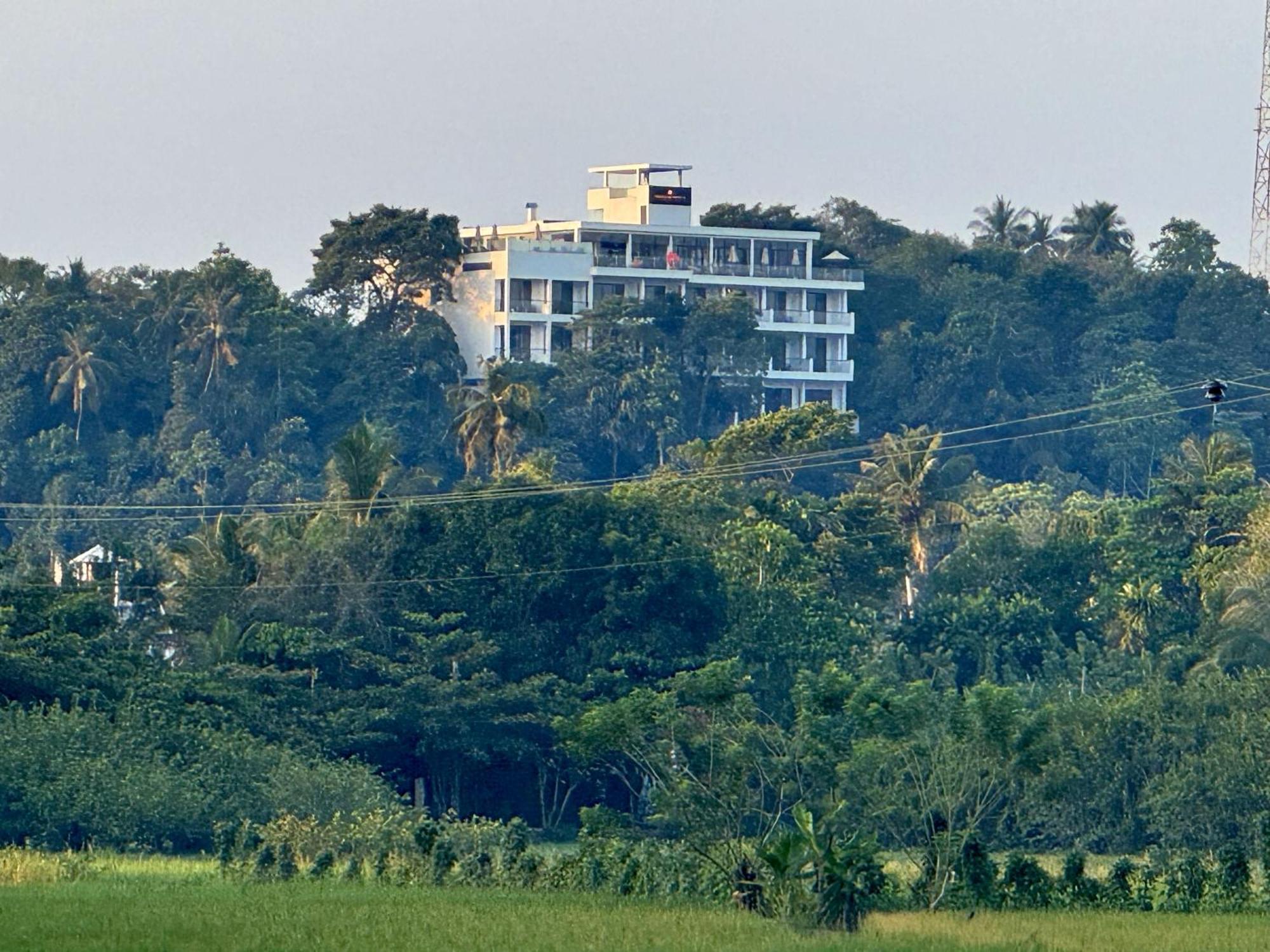 Coastline Mirissa Boutique Hotel And Spa Dış mekan fotoğraf